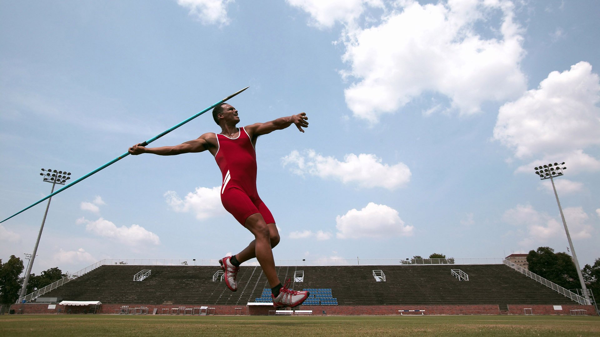 伊朗马术队在2024年巴黎奥运会上获得团体障碍赛银牌，时隔三年再获奖牌。